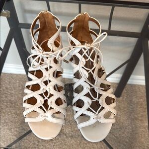 Aquazzura Firenze White Lace-Up Elegant Sandals with Intricate Cut-Out Design